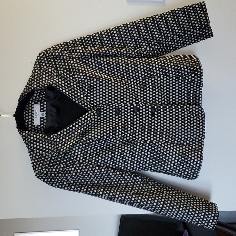 Black and White Le Suit 4 Petite Skirt Suit